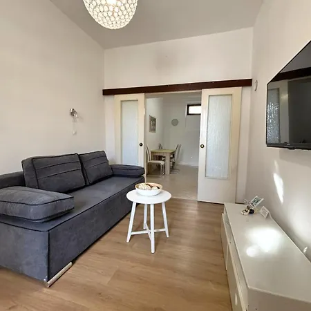 Del Mare * Цриквеница